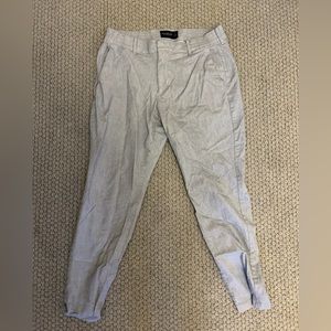 Hardly worn Abercrombie & Fitch pants